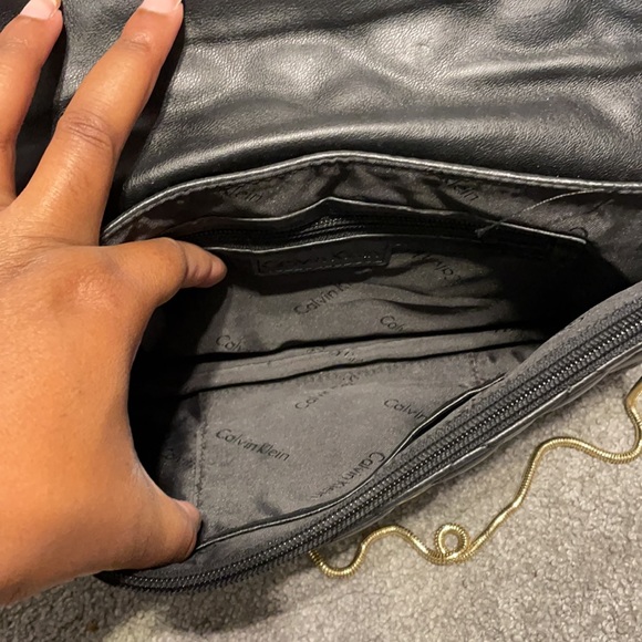 Black Quilted Calvin Klein Mini Bag/WOC with gold - Picture 3 of 4